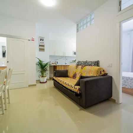 Camelia Apartment *